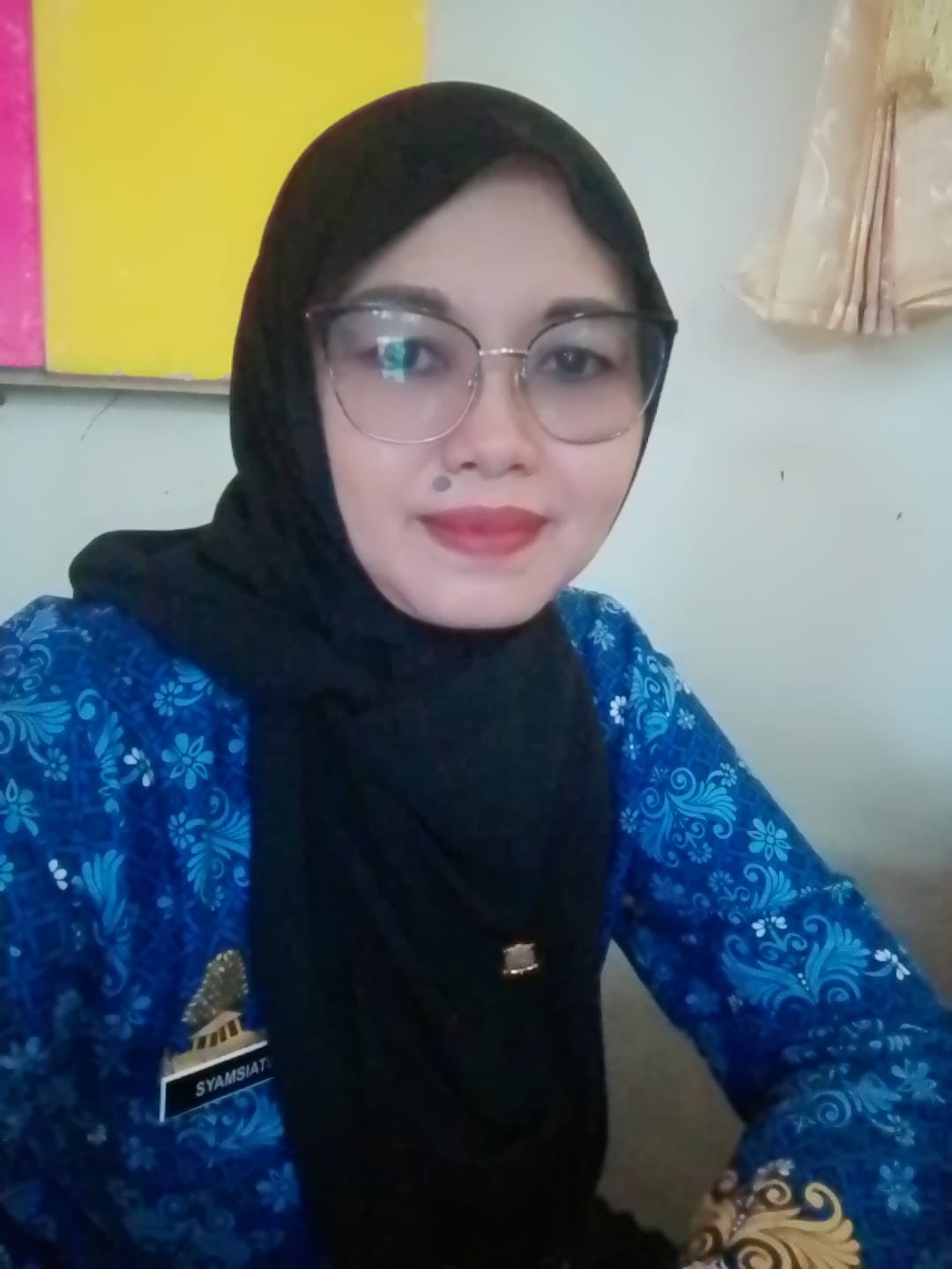 <center><br>SYAMSIATUL MUNAWAROH S SOS I</center>